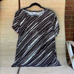 Lularoe Olive M Black & White